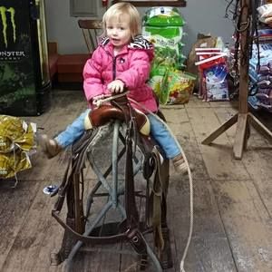 Meet your Posher, Brooke